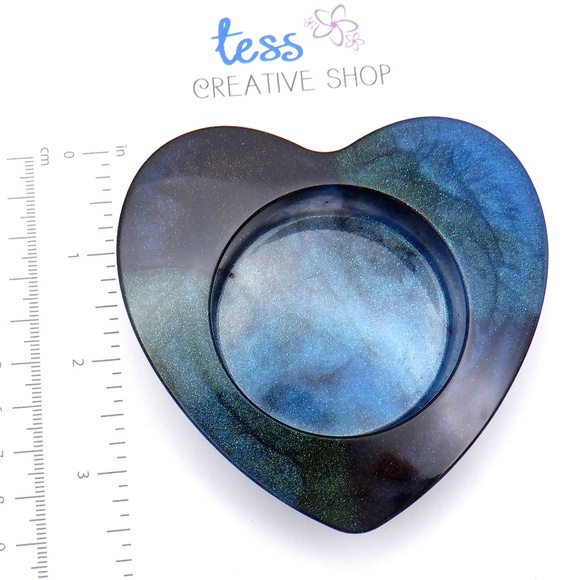 Heart Shaped Tea light Candleholder / Trinket Dish - Picture 9 of 9